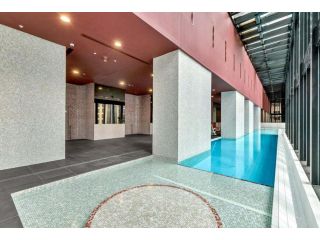 A Lux 3BR Apt with City Views Next to Melbourne Central Apartment, Melbourne - 4