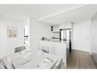 A Lux 3BR Apt with City Views Next to Melbourne Central Apartment, Melbourne - 5