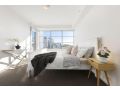 A Spacious 2BR Apt with an Amazing View Over Darling Harbour Apartment, Sydney - thumb 4
