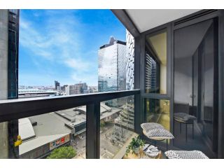 A Stylish 2BR Apt Next to Southern Cross Station Apartment, Melbourne - 3