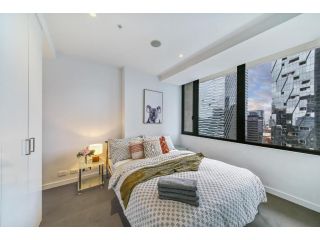 A Stylish & Comfy 2BR Apt Near Southern Cross Apartment, Melbourne - 3