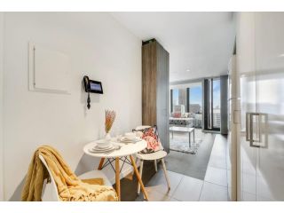 A Stylish Studio Next to Southern Cross City Views Apartment, Melbourne - 1