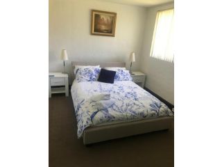 Absolute Oceanfront Cottage Guest house, Kiama - 5