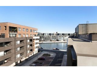 Accommodate Canberra - Azure Apartment, Kingston - 2