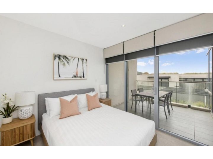 Accommodate Canberra - Lakefront Apartment, Kingston - imaginea 1