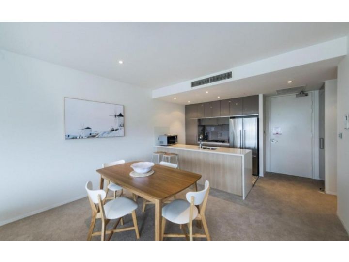 Accommodate Canberra - Lakefront Apartment, Kingston - imaginea 12