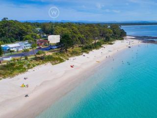 Across from Huskisson Beach Located in the Heart of Huskisson Guest house, Huskisson - 1