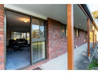 Acton Park Holiday Units Apartment, Tasmania - 3