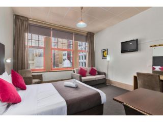 Adelaide Paringa Hotel, Adelaide - 1