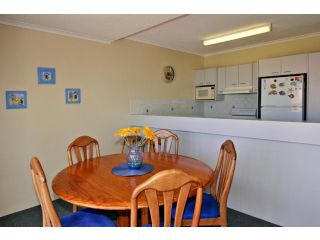 Bright & comfortable in quiet location Apartment, Sunshine Beach - 3