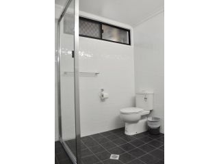 Alexandra Park Motor Inn Hotel, Bundaberg - 4