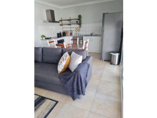 Alkion Villa Apartment, Wagga Wagga - 4