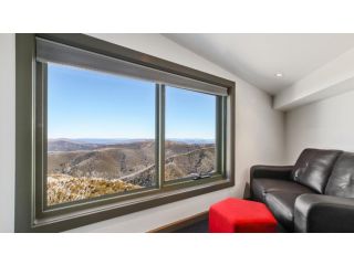 Alpine Heights 27 Apartment, Mount Hotham - 3