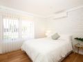 Anacapri I Pet Friendly I Opposite Beach Guest house, Callala Beach - thumb 6