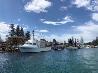 Anchorage 10 Water Views From Balcony Apartment, Tuncurry - 5