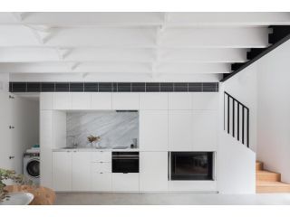Architectural Design Award winning city House Apartment, Sydney - 3