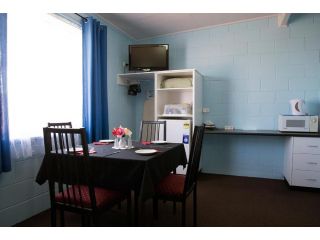 Artesian Motor Inn Hotel, New South Wales - 4