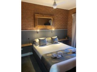 Ashleigh Court Motor Inn Hotel, Mulwala - 3