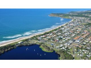 At the Beach - Lennox Head Villa, Lennox Head - 4