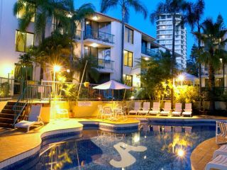 Aussie Resort Hotel, Gold Coast - 3