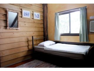 Woolshed Eco Lodge Hotel, Hervey Bay - 4