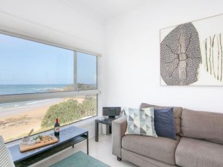 Avalon 3 - views to die for - across the road from convent beach Apartment, Yamba - 4