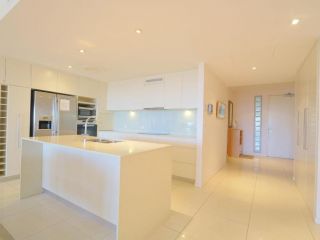 Azura Ocean View Holiday Apartment Apartment, Kingscliff - 1