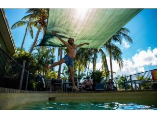 Backpackers By The Bay Hostel, Airlie Beach - 4