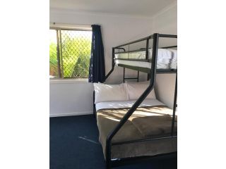 Backpackers Inn On The Beach Hostel, Byron Bay - 3