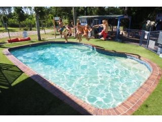 Backpackers Inn On The Beach Hostel, Byron Bay - 4