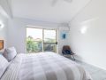 Baia Villa air con WiFi and views of Fingal Beach Guest house, Fingal Bay - thumb 10