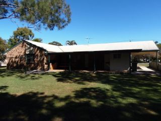 Baker - Rainbow Beach - Walk to Everything, Including the Beach Guest house, Rainbow Beach - 1