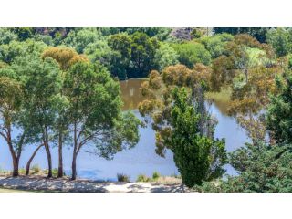 Balconies Lakeside - Studio Apartment 1 Guest house, Daylesford - 1