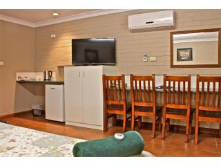 Barcaldine Country Motor Inn Hotel, Queensland - 5