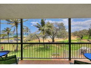 Bargara Shores beachfront with spectacular views Apartment, Bargara - 1