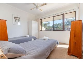 Batemans Bay Gem. Walk to beach, shops, restaurants Apartment, Batemans Bay - 3