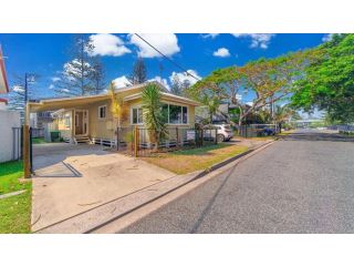 Bauers Beachshack Guest house, Yamba - 4