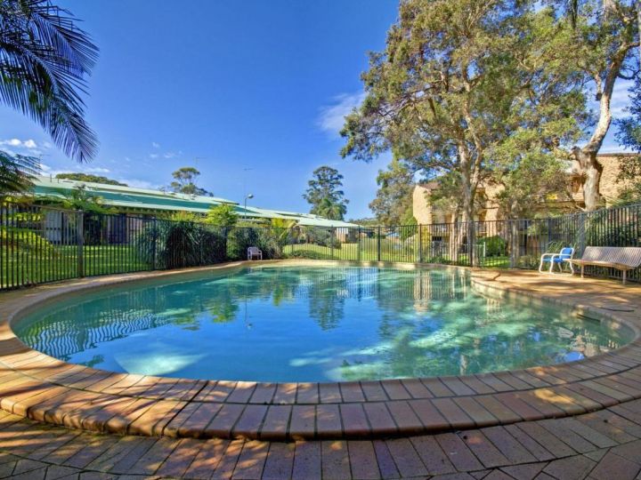 57 &#x27;BAY PARKLANDS&#x27;, 2 GOWRIE AVE - GROUND FLOOR UNIT WITH POOL, TENNIS COURT & AIRCON Apartment, Nelson Bay - imaginea 17