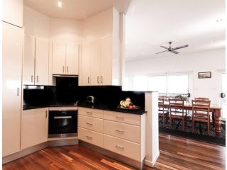 BAY PROPERTIES . Yamba Sunsets Apartment, Yamba - 4