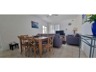 Bay Village - Shoal Bay Apartments Apartment, Shoal Bay - 1