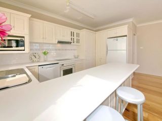 Bayview Towers Unit 1 15 Victoria Parade Apartment, Nelson Bay - 5