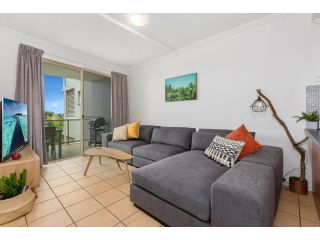 BEACH BLISS LUXURIOUS APARTMENT with POOL Apartment, Kingscliff - 3