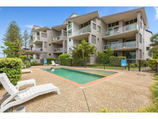 BEACH BLISS LUXURIOUS APARTMENT with POOL Apartment, Kingscliff - 2