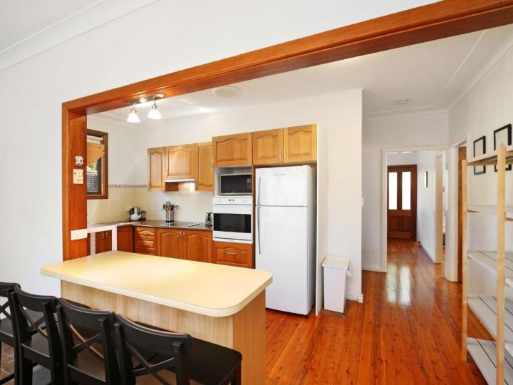 Leafy Family House, Close to Beach and Surf Club Guest house, Macmasters Beach - imaginea 5