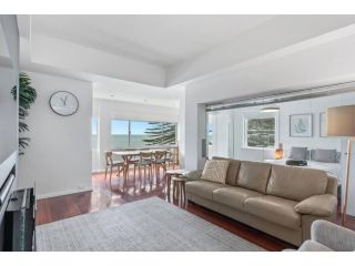 Absolute Beachfront - Swainson at Shoreham Apartment, Glenelg - 4