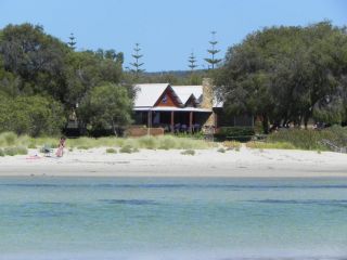 Beach House Dunsborough Guest house, Dunsborough - 2