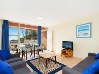 Beach Lodge unit 9 - Greenmount Beach Coolangatta Apartment, Gold Coast - 3