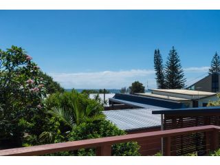 Beach Views Guest house, Lennox Head - 1