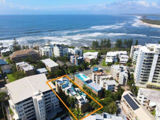 Beachcove Unit 10 60 Lower Gay Tce Bulcock Beach Apartment, Caloundra - 4