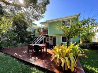 BEACHED @ YAMBA (water views, dog friendly, air con) Guest house, Yamba - 1